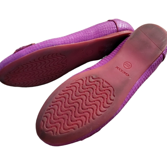 Geox pink women's flats snakeskin print size 37 EU, US 7 - Picture 2 of 8